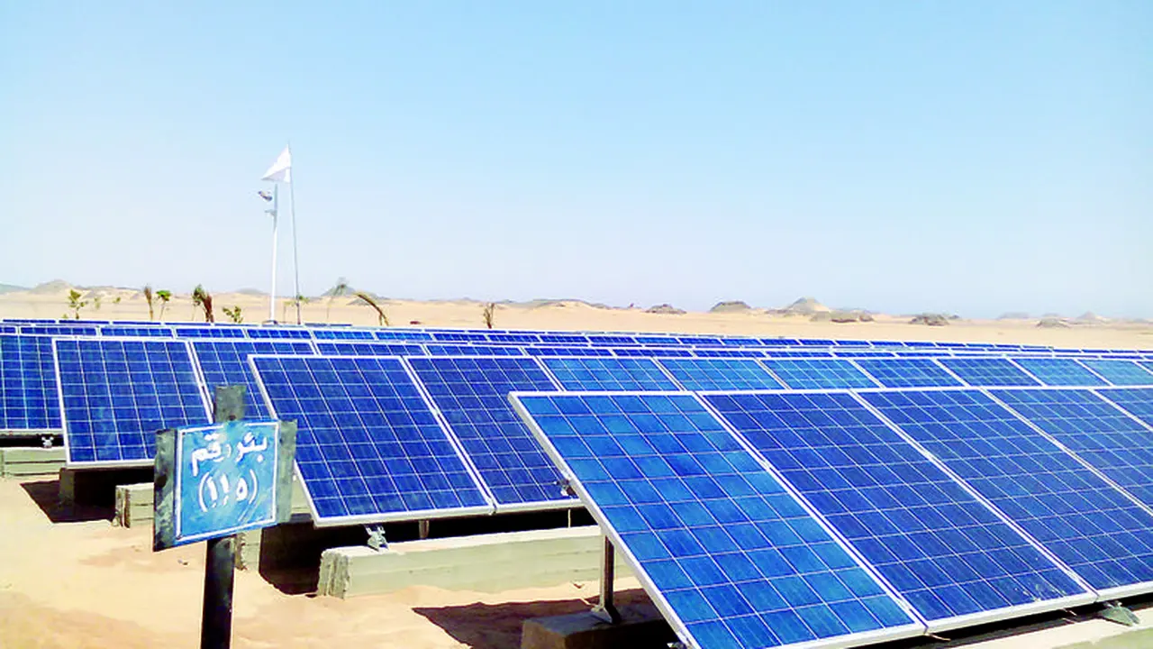 ضوابط إنشاء وحدة طاقة شمسية.. «لو عايز توفر في الكهرباء»